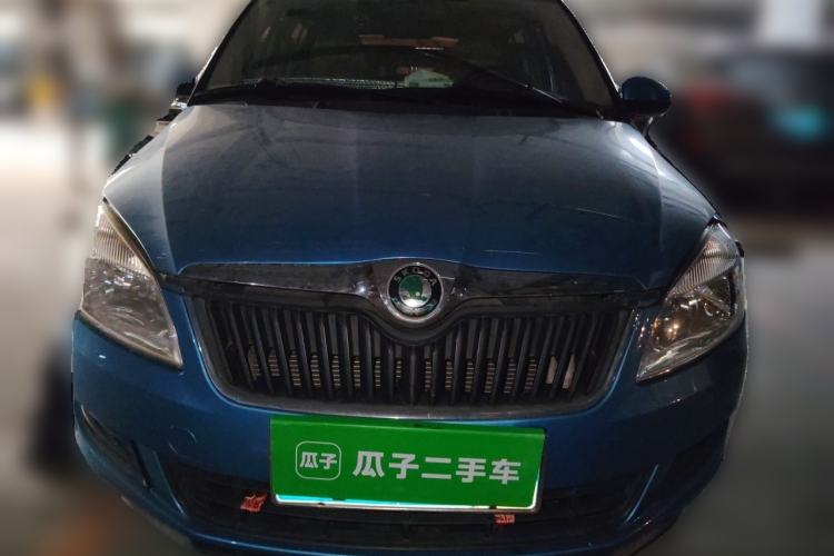 Used Skoda Fabia 2012 1.4L Automatic Crystal Edition Front