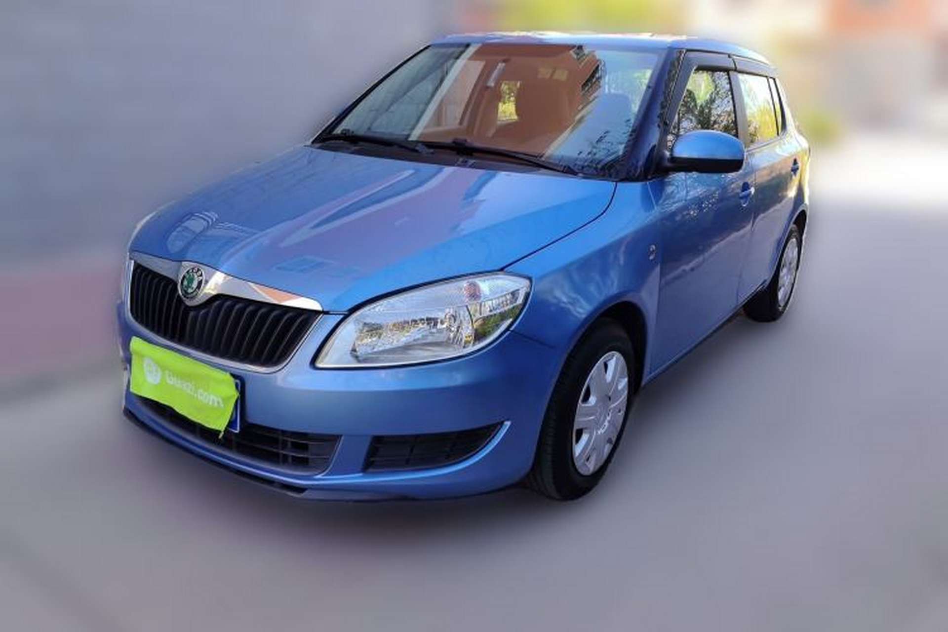 Used Skoda Fabia 2012 1.4L Automatic Crystal Edition Front Left 45 Deg