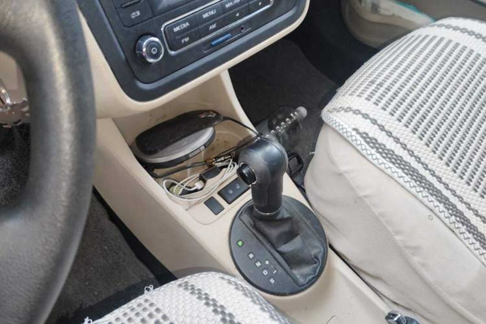 Used Skoda Fabia 2012 1.4L Automatic Crystal Edition Gear Lever