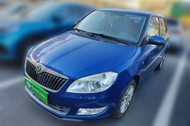 Ojetý Skoda Fabia 2012 1.6L Automatic Crystal Edition
