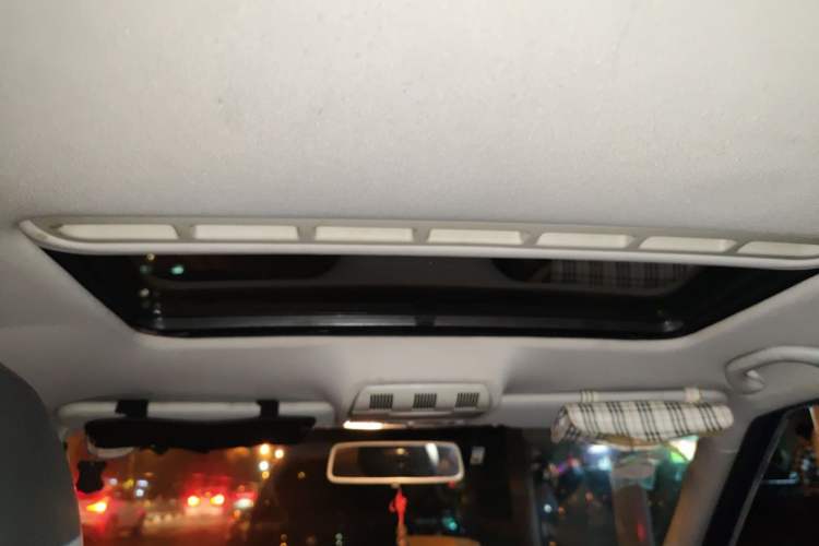Used Skoda Fabia 2012 1.6L Automatic Crystal Edition Headliner
