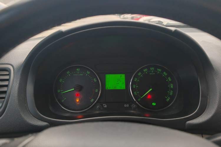 Used Skoda Fabia 2012 1.6L Scout Instrument Cluster