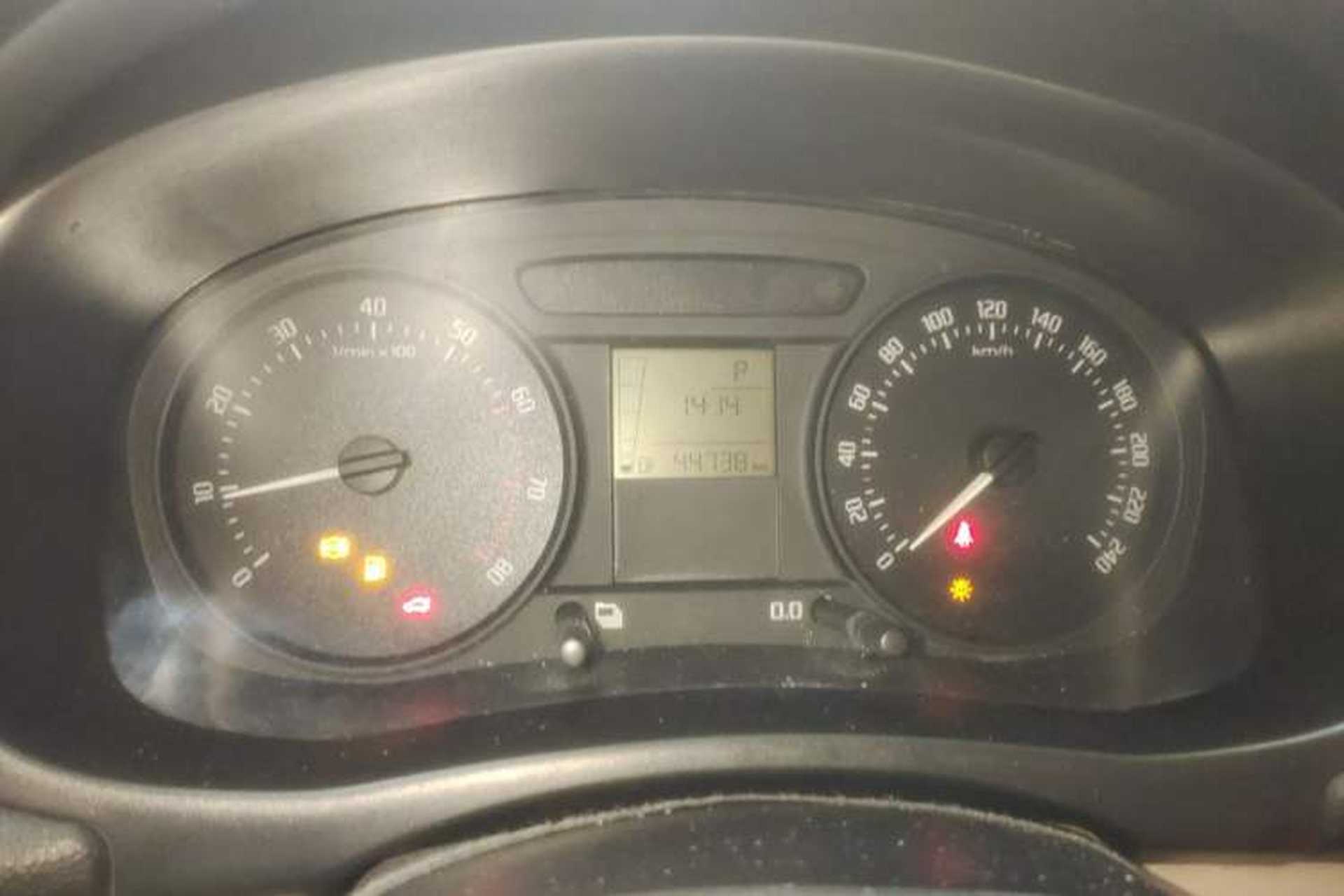 Used Skoda Fabia 2012 1.4L Automatic Crystal Edition Instrument Cluster