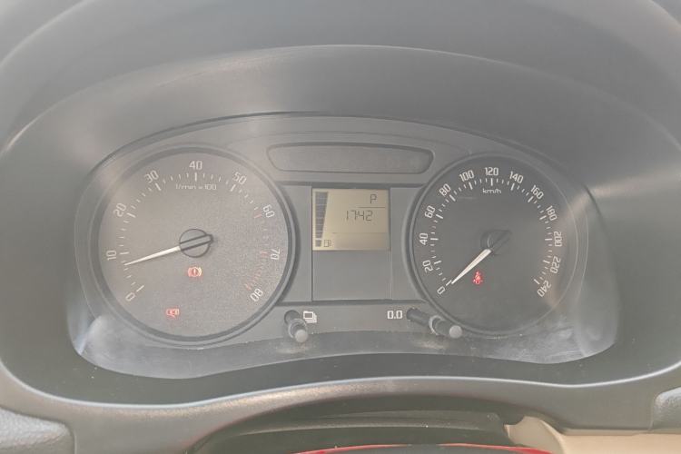 Used Skoda Fabia 2012 1.4L Automatic Crystal Edition Instrument Cluster