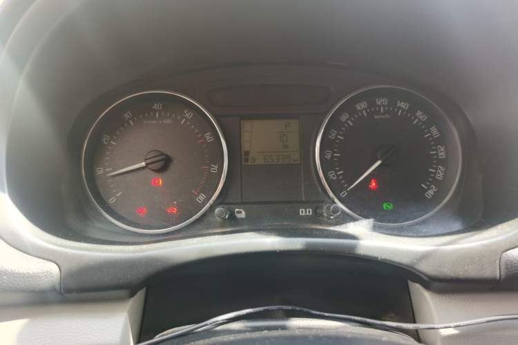 Used Skoda Fabia 2012 1.4L Automatic Crystal Edition Instrument Cluster