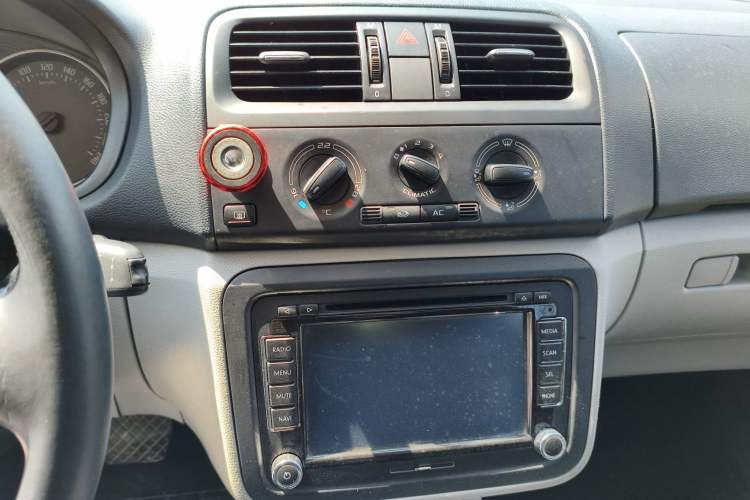 Used Skoda Fabia 2012 1.4L Automatic Crystal Edition Interior 3