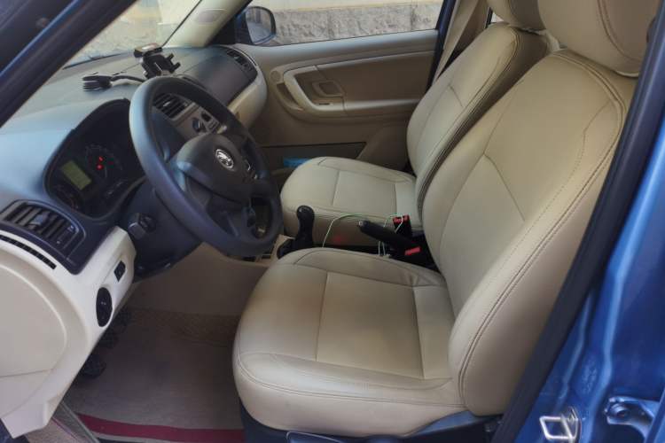 Used Skoda Fabia 2012 1.4L Manual Crystal Edition Left Front Seat