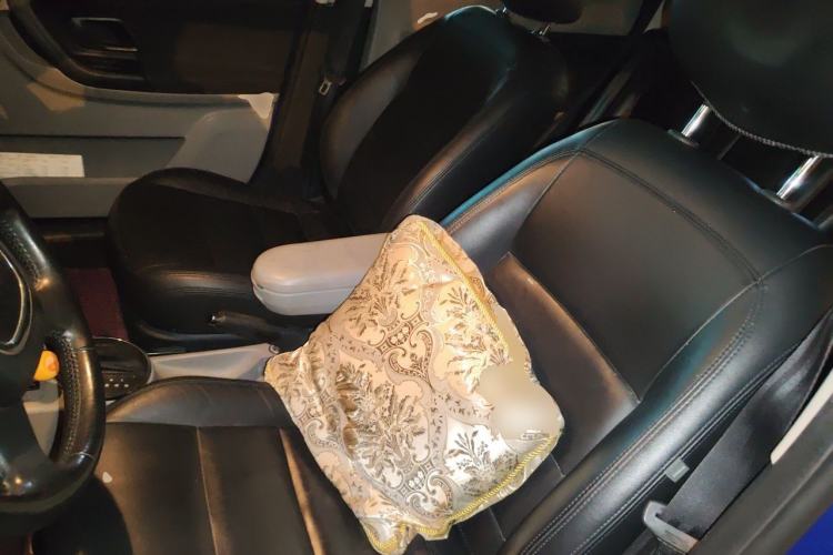 Used Skoda Fabia 2012 1.6L Automatic Crystal Edition Left Front Seat