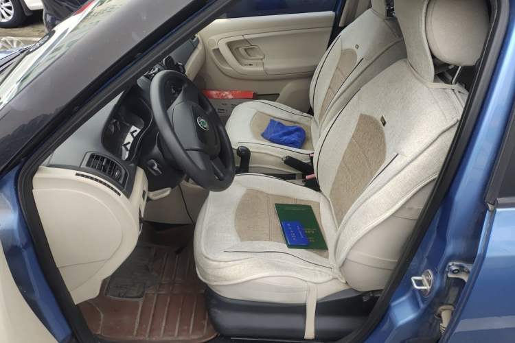 Used Skoda Fabia 2012 1.4L Manual Crystal Edition Left Front Seat