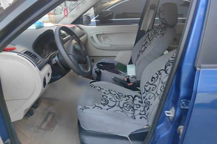 Used Skoda Fabia 2012 1.4L Manual Crystal Edition Left Front Seat