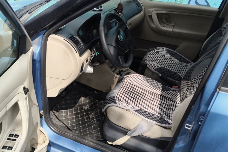 Used Skoda Fabia 2012 1.4L Manual Crystal Edition Left Front Seat