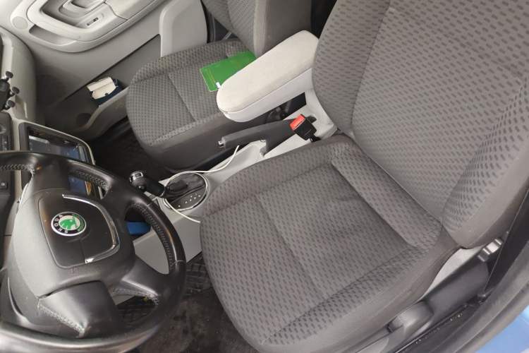 Used Skoda Fabia 2012 1.4L Automatic Crystal Edition Left Front Seat