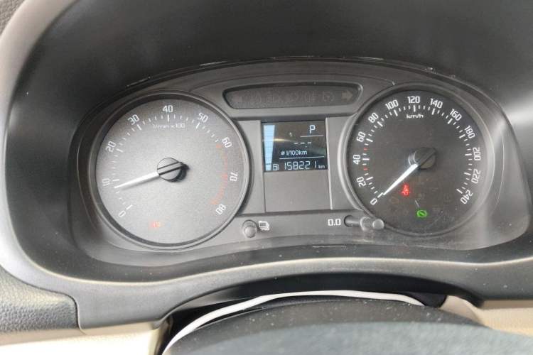 Used Skoda Fabia 2012 1.4L Automatic Crystal Edition Odometer Close Up