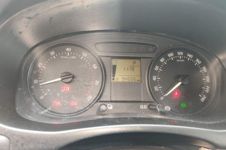 Used Skoda Fabia 2012 1.4L Automatic Crystal Edition Odometer Close Up