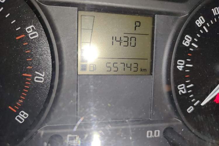 Used Skoda Fabia 2012 1.4L Automatic Crystal Edition Odometer Close Up