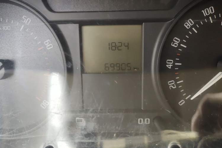 Used Skoda Fabia 2012 1.4L Manual Crystal Edition Odometer Close Up