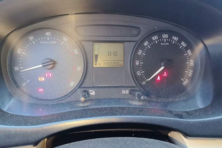 Used Skoda Fabia 2012 1.4L Manual Crystal Edition Odometer Close Up