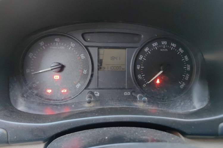 Used Skoda Fabia 2012 1.4L Manual Crystal Edition Odometer Close Up