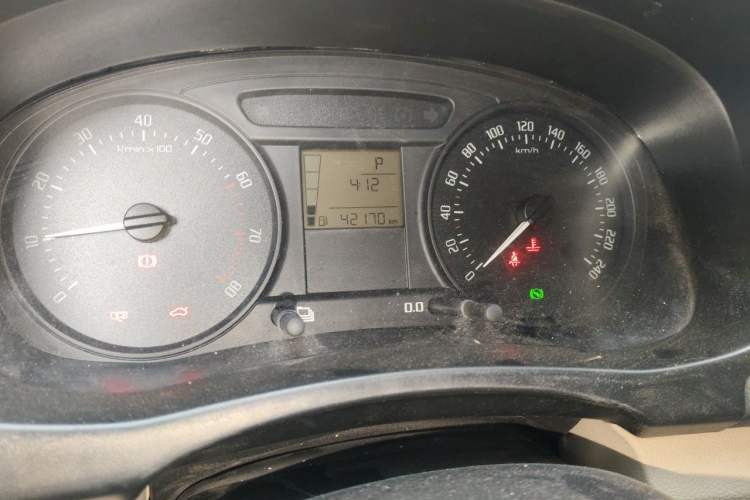Used Skoda Fabia 2012 1.4L Automatic Crystal Edition Odometer Close Up