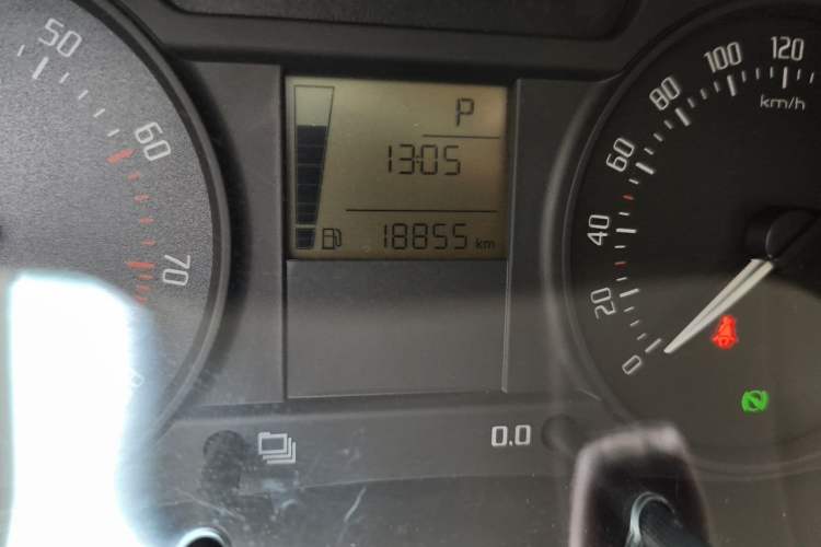 Used Skoda Fabia 2012 1.4L Automatic Crystal Edition Odometer Close Up