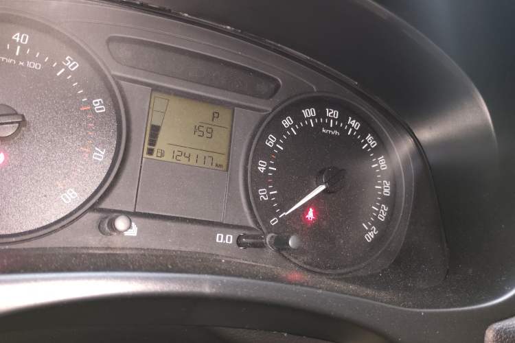 Used Skoda Fabia 2012 1.4L Automatic Crystal Edition Odometer Close Up
