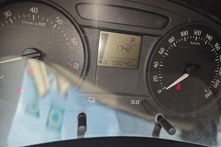 Used Skoda Fabia 2012 1.4L Automatic Crystal Edition Odometer Close Up