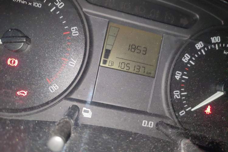 Used Skoda Fabia 2012 1.4L Manual Crystal Edition Odometer Close Up
