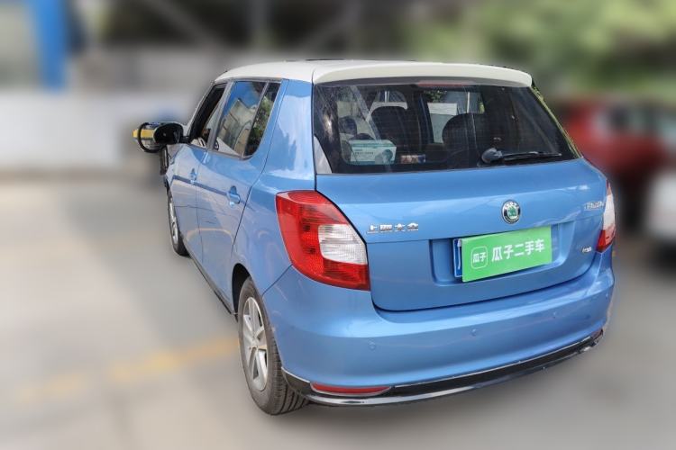 Used Skoda Fabia 2012 1.4L Automatic Crystal Edition Rear Left 45 Deg