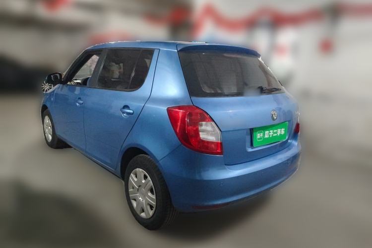 Used Skoda Fabia 2012 1.4L Automatic Crystal Edition Rear Left 45 Deg
