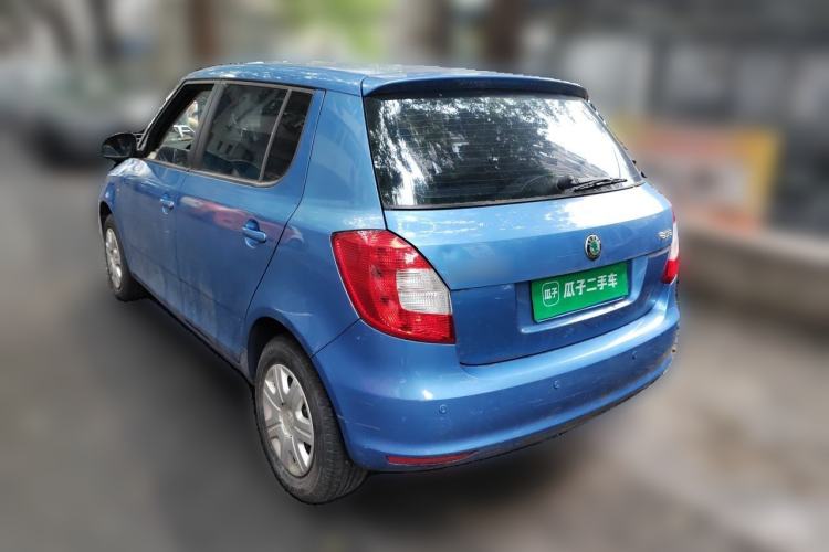 Used Skoda Fabia 2012 1.4L Automatic Crystal Edition Rear Left 45 Deg