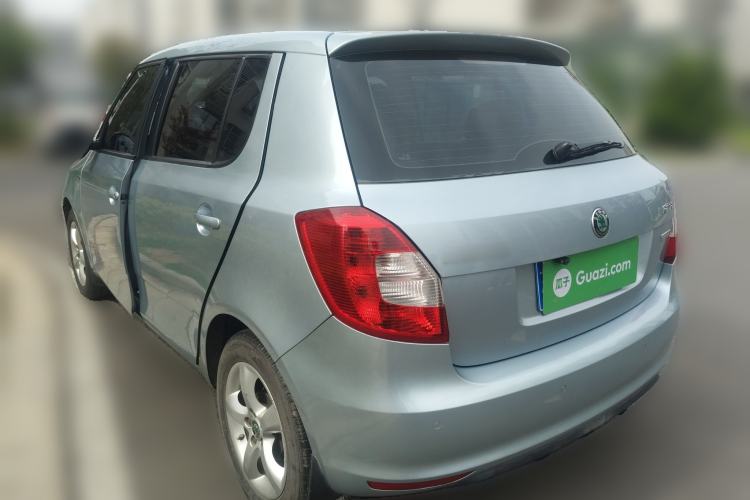 Used Skoda Fabia 2012 1.6L Automatic Cool Black Edition Rear Left 45 Deg