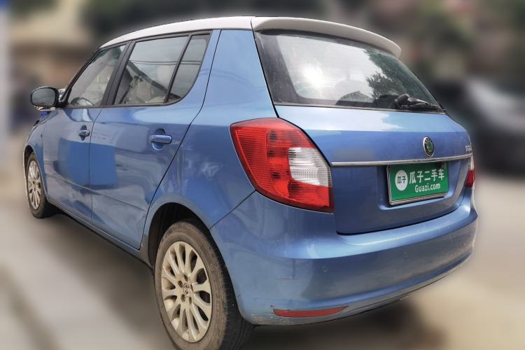 Used Skoda Fabia 2012 1.6L Automatic Crystal Edition Rear Left 45 Deg