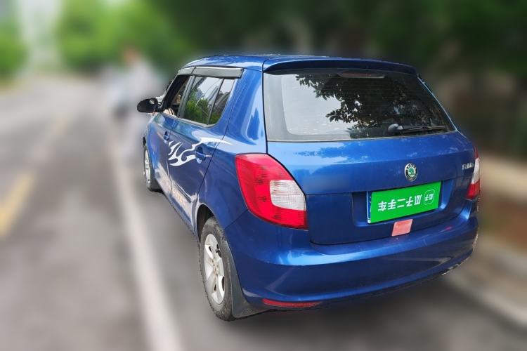 Used Skoda Fabia 2012 1.4L Manual Crystal Edition Rear Left 45 Deg