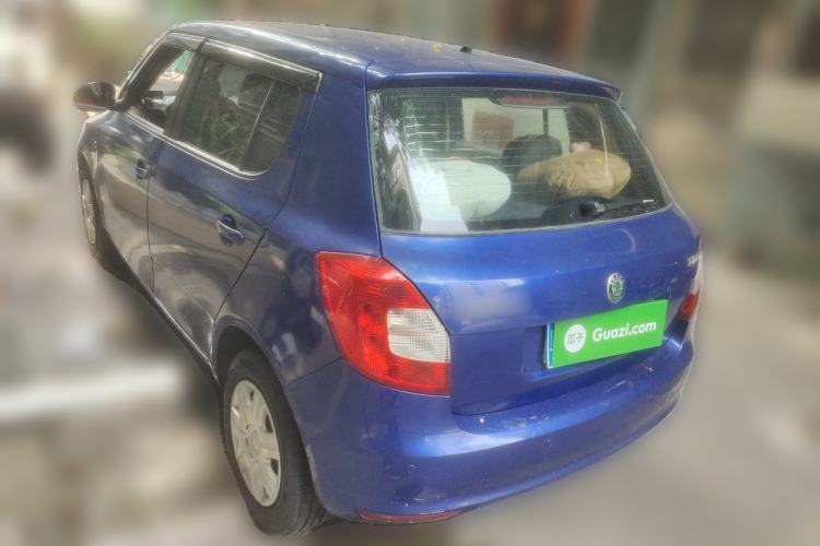 Used Skoda Fabia 2012 1.4L Automatic Crystal Edition Rear Left 45 Deg