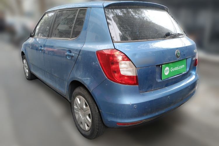 Used Skoda Fabia 2012 1.4L Automatic Crystal Edition Rear Left 45 Deg
