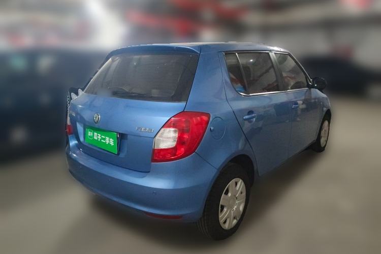 Used Skoda Fabia 2012 1.4L Automatic Crystal Edition Rear Right 45 Deg