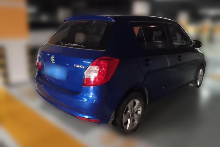 Used Skoda Fabia 2012 1.4L Automatic Crystal Edition Rear Right 45 Deg