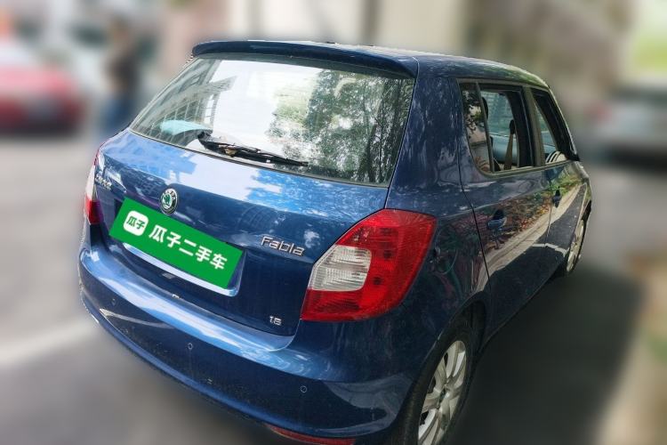 Used Skoda Fabia 2012 1.4L Automatic Crystal Edition Rear Right 45 Deg