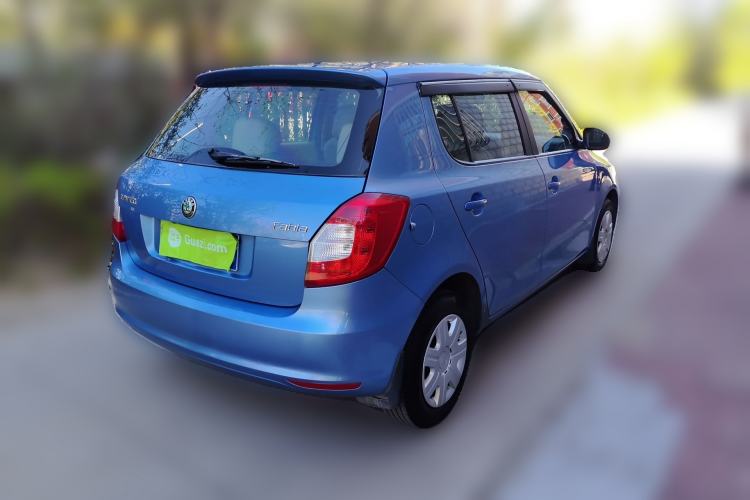 Used Skoda Fabia 2012 1.4L Automatic Crystal Edition Rear Right 45 Deg
