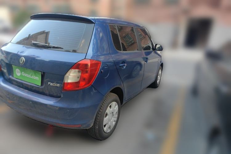 Used Skoda Fabia 2012 1.4L Manual Crystal Edition Rear Right 45 Deg