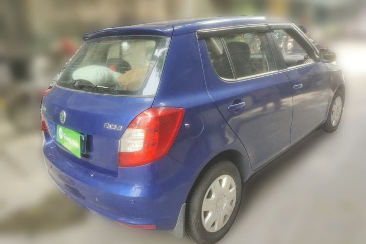 Used Skoda Fabia 2012 1.4L Automatic Crystal Edition Rear Right 45 Deg