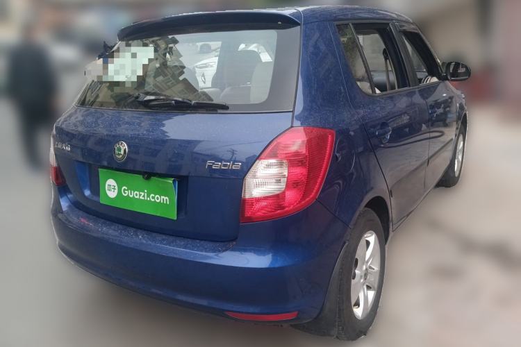 Used Skoda Fabia 2012 1.4L Manual Crystal Edition Rear Right 45 Deg