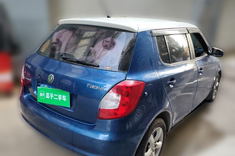 Used Skoda Fabia 2012 1.4L Automatic Crystal Edition Rear Right 45 Deg