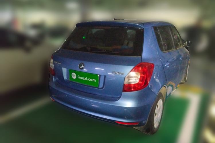 Used Skoda Fabia 2012 1.4L Automatic Crystal Edition Rear Right 45 Deg