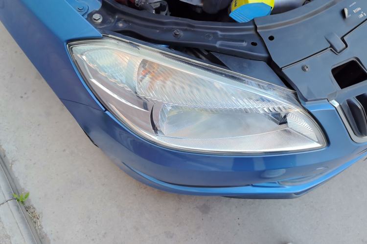 Used Skoda Fabia 2012 1.4L Automatic Crystal Edition Right Front Headlight