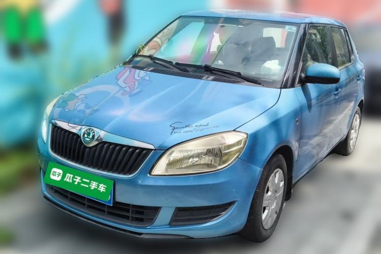 Used Skoda Fabia 2012 1.4L Manual Crystal Edition Guazi used car, China used car export, Used car for sale, Used cars, Cheapest cars for sale