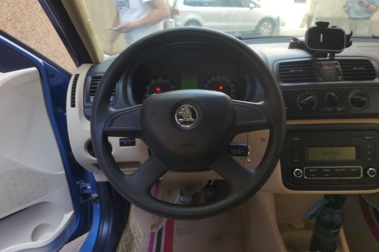 Used Skoda Fabia 2012 1.4L Manual Crystal Edition Steering Wheel