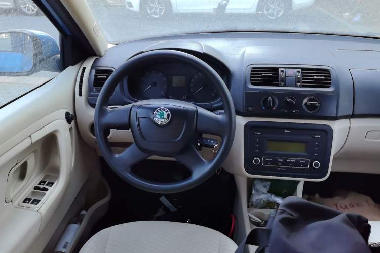 Used Skoda Fabia 2012 1.4L Manual Crystal Edition Steering Wheel