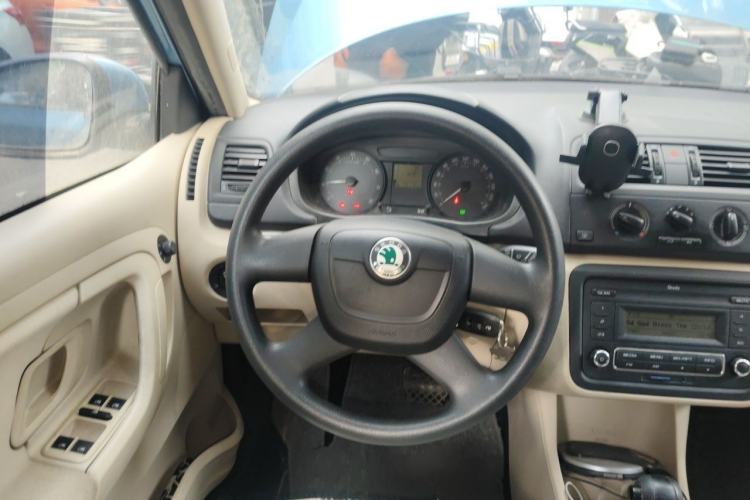 Used Skoda Fabia 2012 1.4L Automatic Crystal Edition Steering Wheel