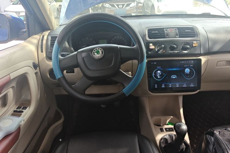 Used Skoda Fabia 2012 1.4L Manual Crystal Edition Steering Wheel